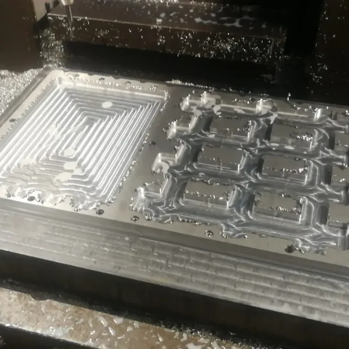 Usinage de précision CNC tournage fraisage à Tanger – Tolérances au centième et débitage laser plasma par 3M Mécanique.