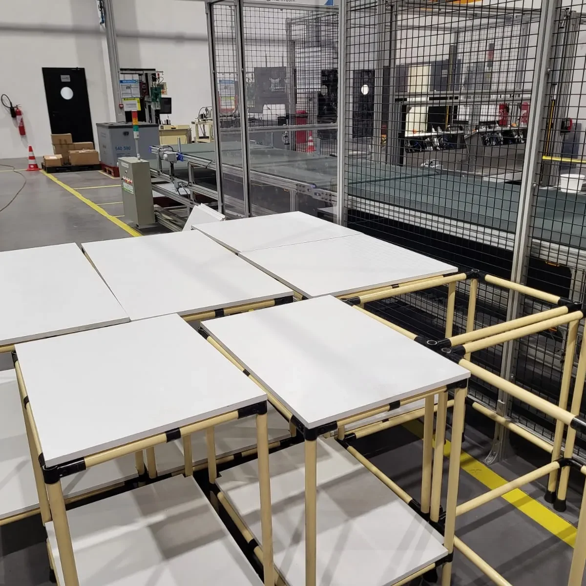 Menuiserie aluminium inox AISI 304/316 sur mesure à Tanger – Finitions brossées polies pour agroalimentaire pharma par 3M Mécanique.