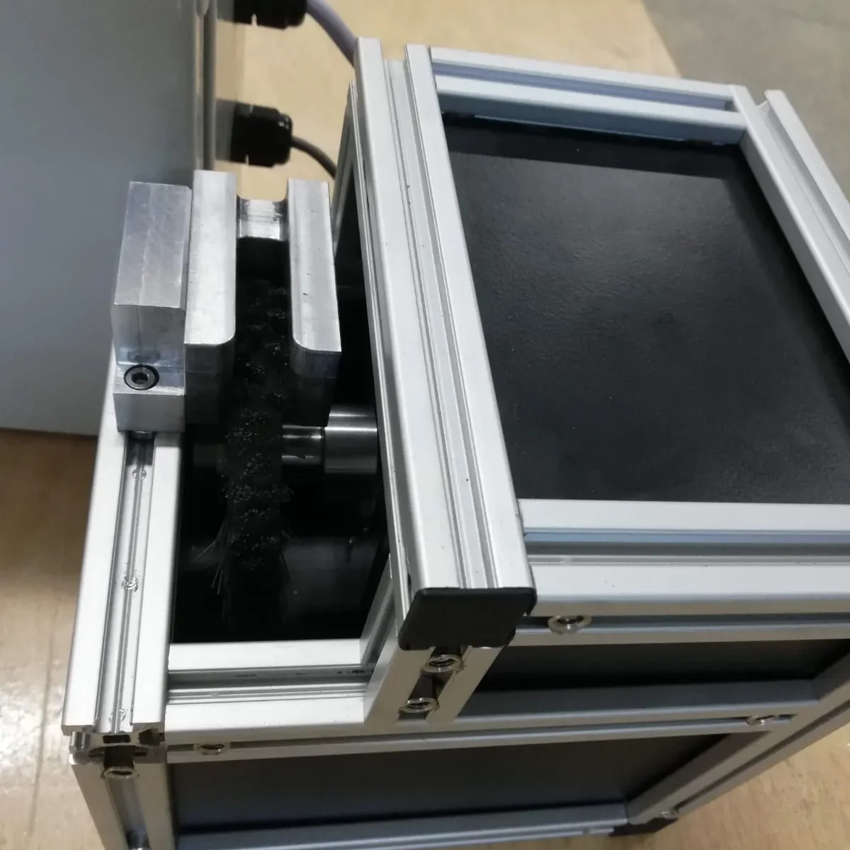 Menuiserie aluminium inox AISI 304/316 sur mesure à Tanger – Finitions brossées polies pour agroalimentaire pharma par 3M Mécanique.